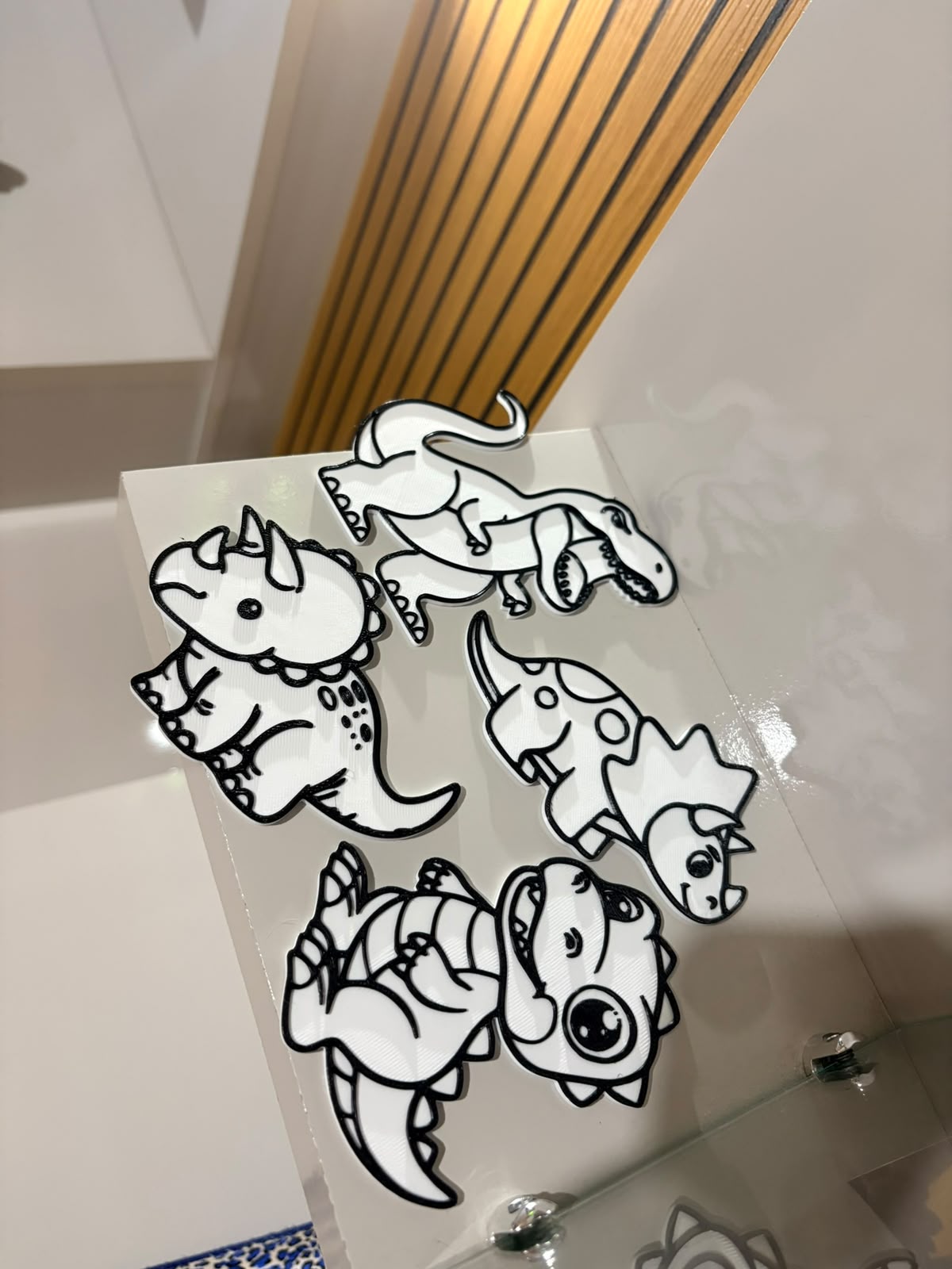 Dinossauros para colorir