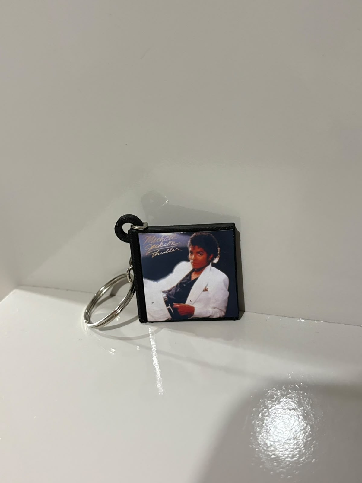 Chaveiro Michael Jackson com NFC